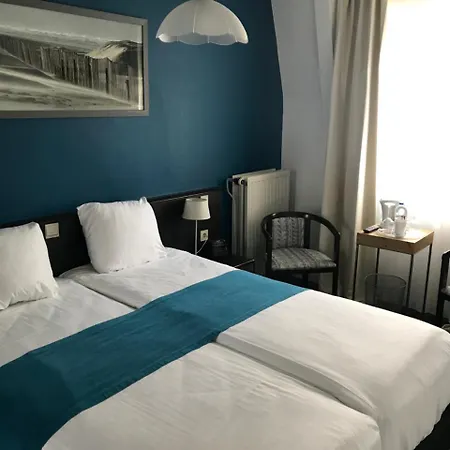 Hotel L.a 3*